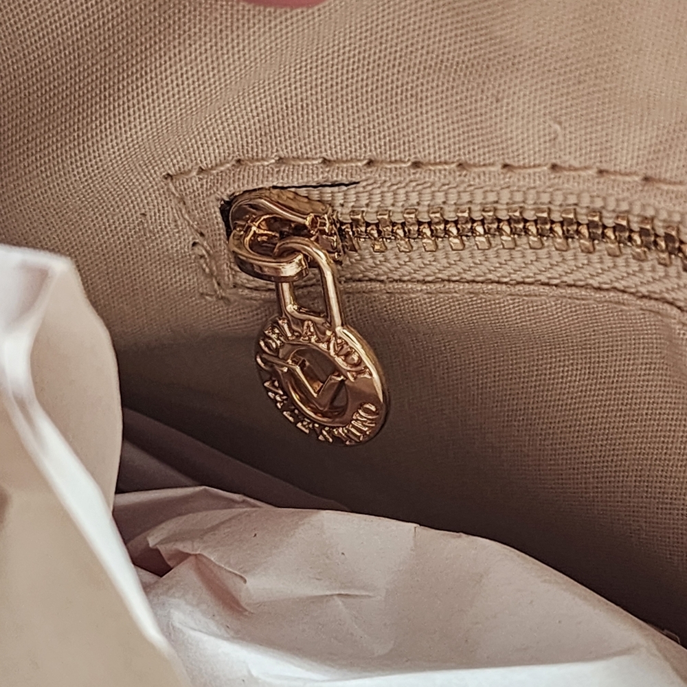 Valentino Orlandi Cream Shoulder Bag with Gold Accents - Picture 6 of 11